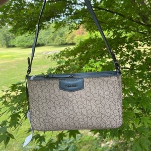 Calvin Klein Lucy Triple Compartment Shoulder Bag Blue gift
